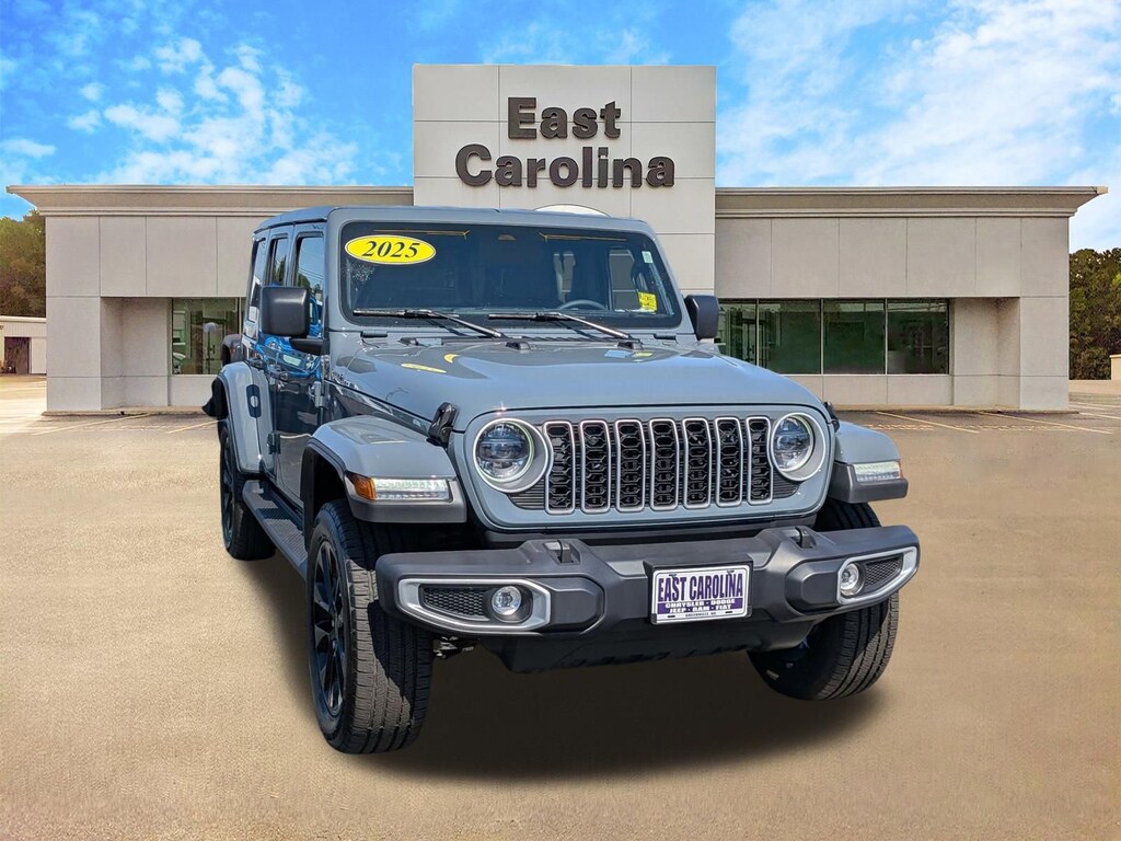 Used 2025 Jeep Wrangler 4xe Sahara SUV