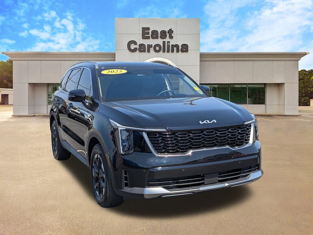Used 2025 Kia Sorento S SUV