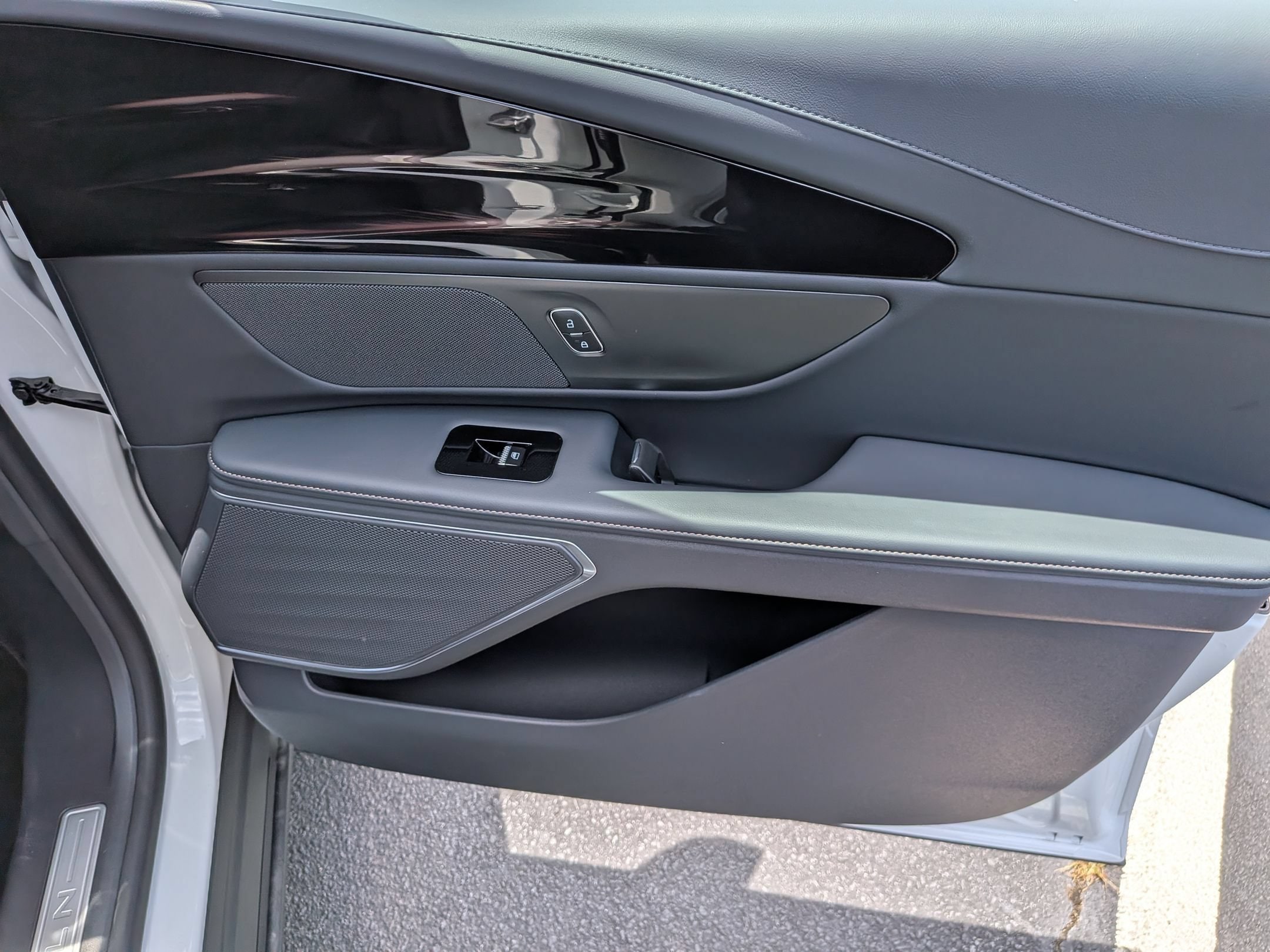 2026 Lincoln Nautilus Premiere - Photo 30