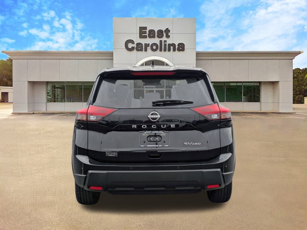 Used 2024 Nissan Rogue SV SUV