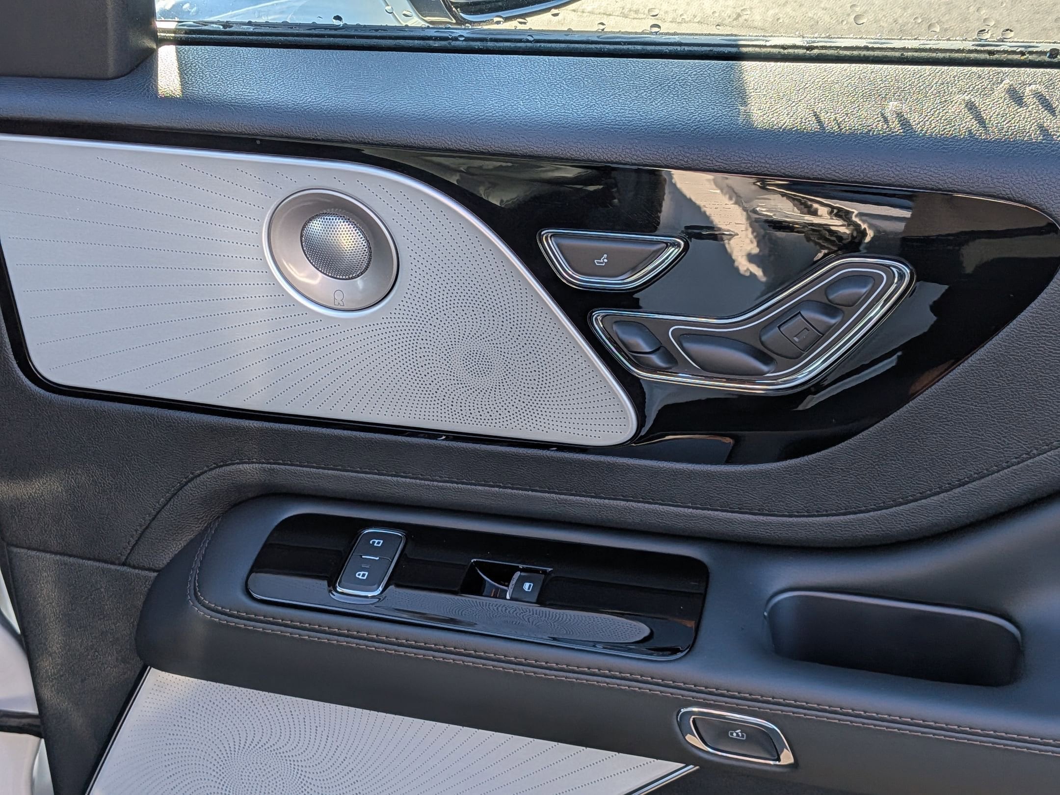 2026 Lincoln Aviator Reserve - Photo 33