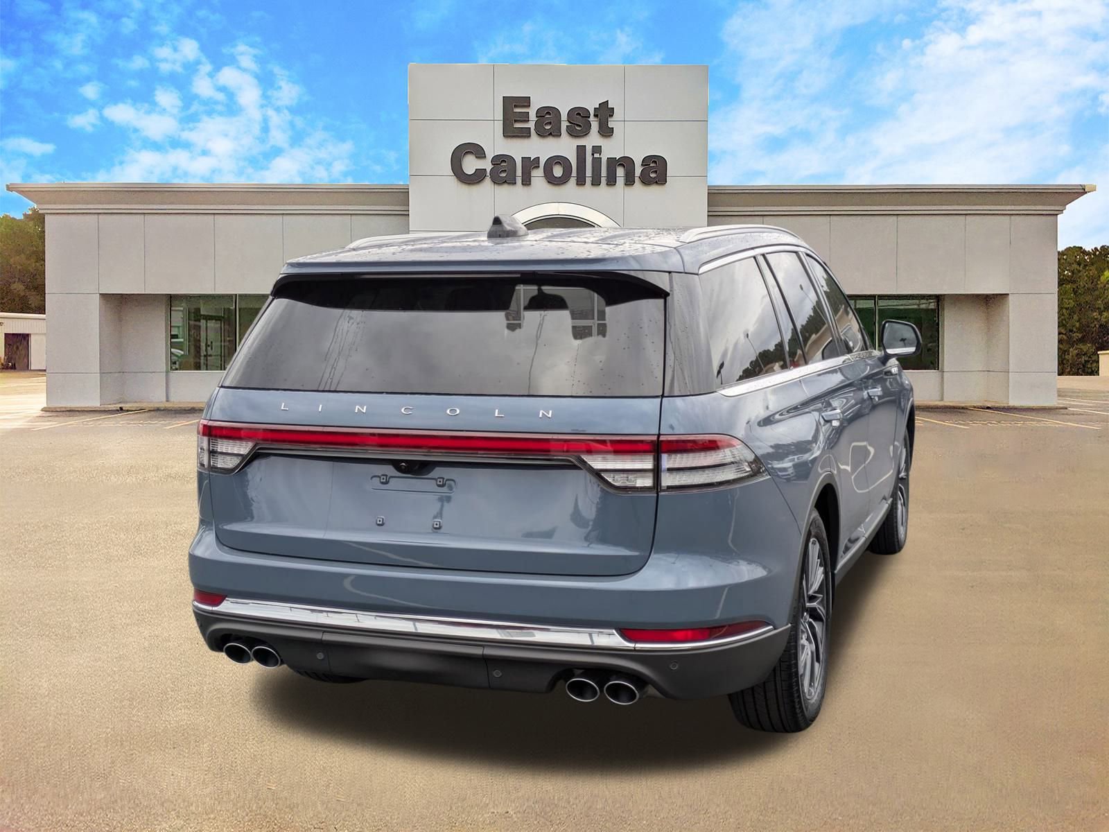 2025 Lincoln Aviator Premiere photo 2