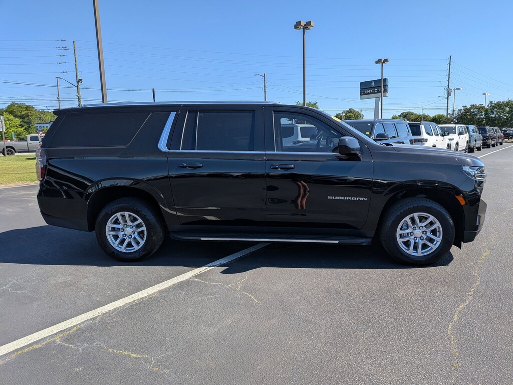 Used 2023 Chevrolet Suburban LT SUV