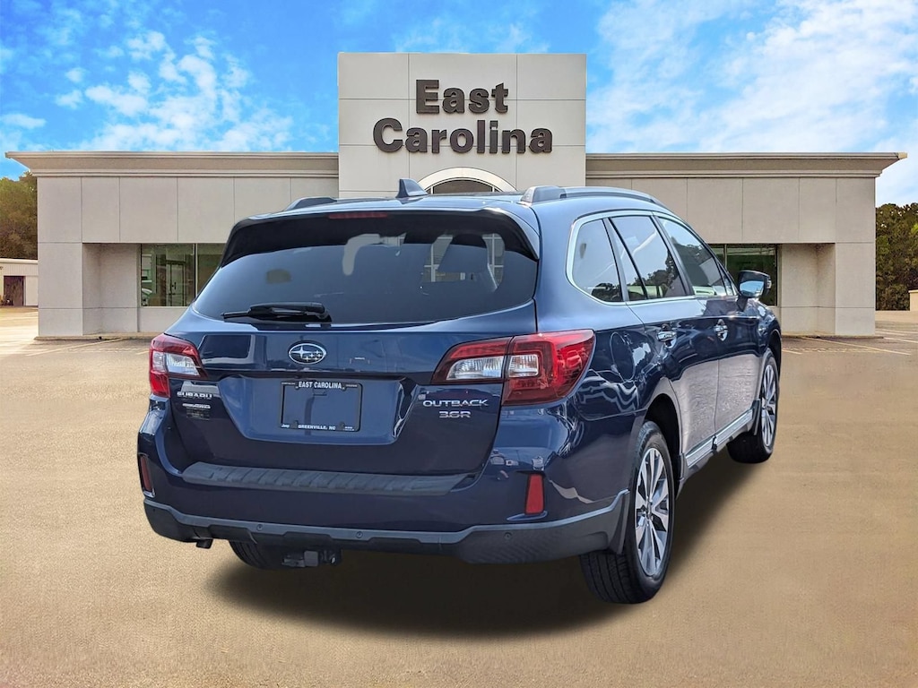 Used 2017 Subaru Outback 3.6R Touring with Starlink SUV