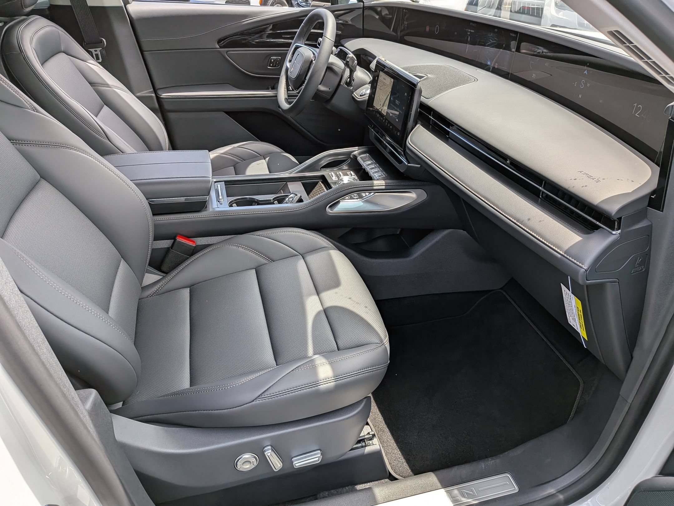 2026 Lincoln Nautilus Premiere - Photo 32