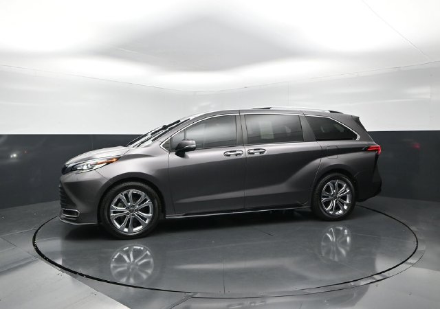 Used 2022 Toyota Sienna Platinum 7 Passenger Van Passenger Van