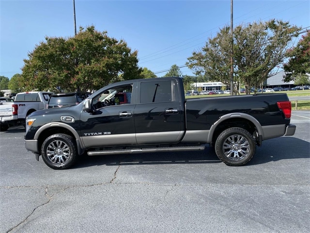 Used 2019 Nissan Titan XD Platinum Reserve with VIN 1N6BA1F44KN531369 for sale in Knoxville, TN