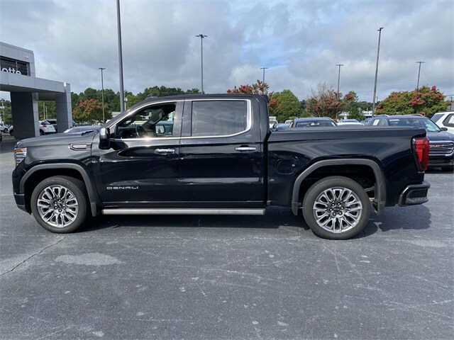 Used 2022 GMC Sierra 1500 Denali Denali Ultimate with VIN 1GTUUHET9NZ624373 for sale in Knoxville, TN