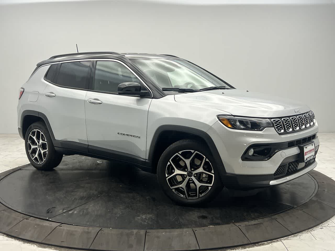 2025 Jeep Compass Limited 4X4's photo