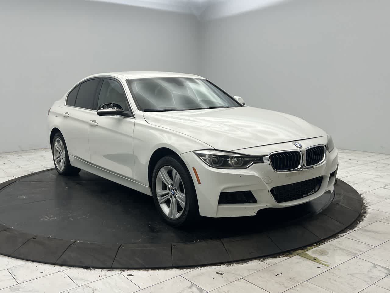 Used 2018 BMW 3 Series 330i with VIN WBA8D9C50JEB35793 for sale in Bronx, NY