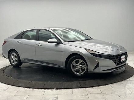 2021 Hyundai Elantra SE