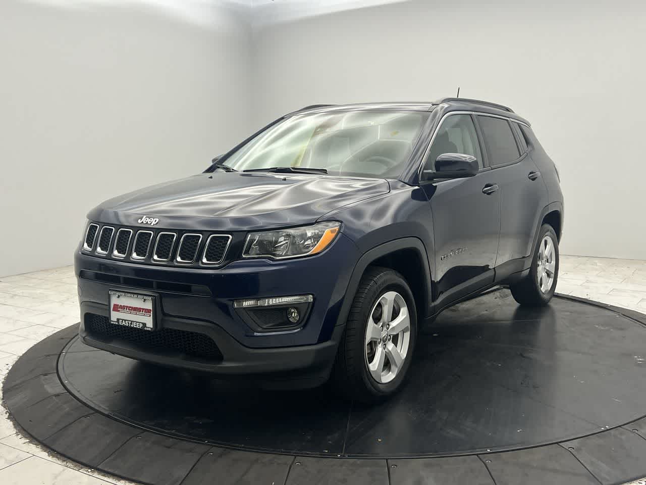 2021 Jeep Compass Latitude photo 3