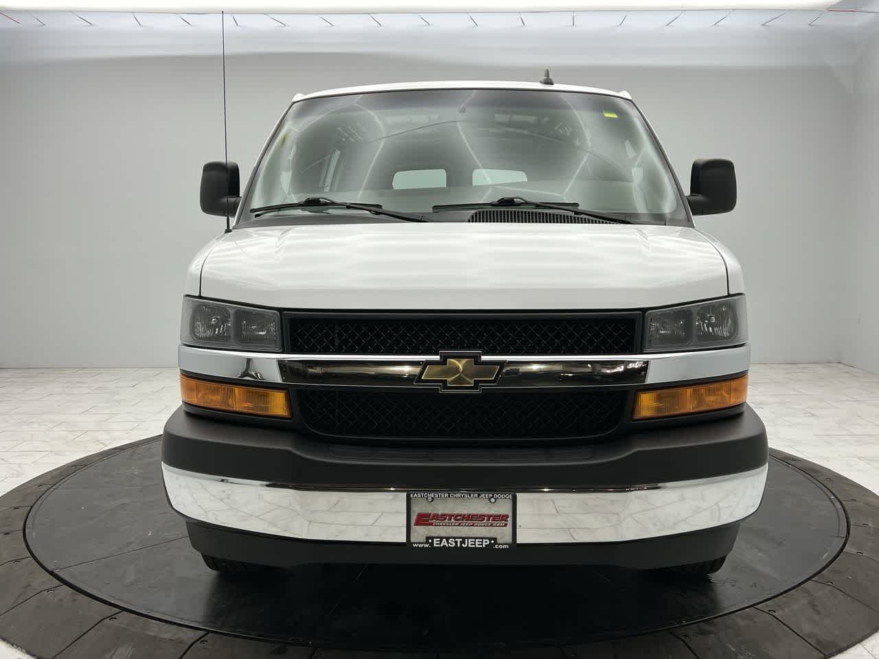 2022 Chevrolet Express Cargo 2500 photo 3