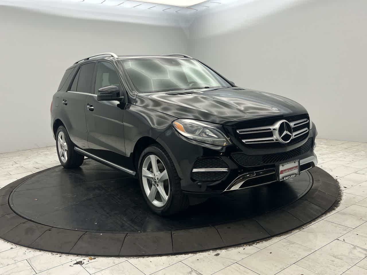 2018 Mercedes Benz GLE 350 4MATIC photo 2