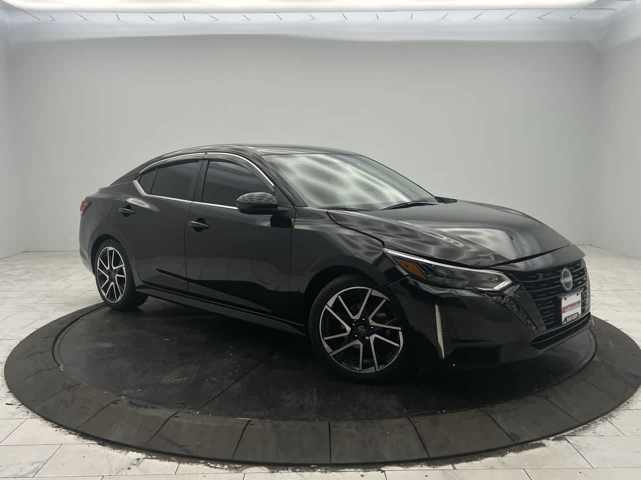 2024 Nissan Sentra SR CVT's photo