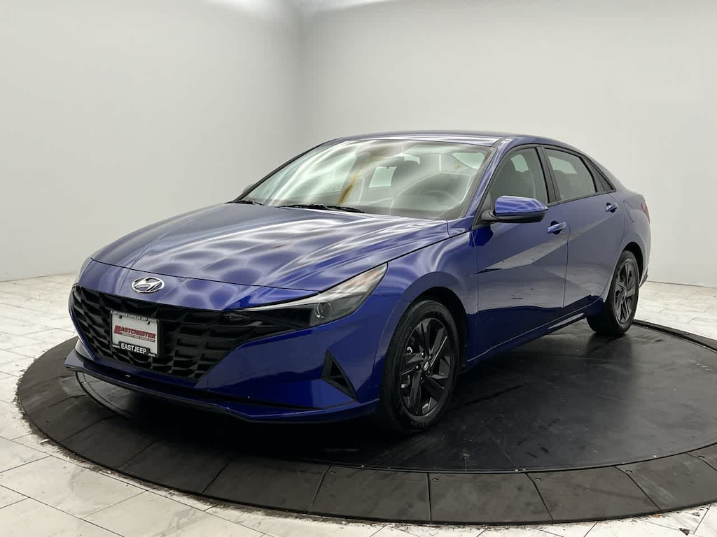 Used 2023 Hyundai Elantra SEL IVT