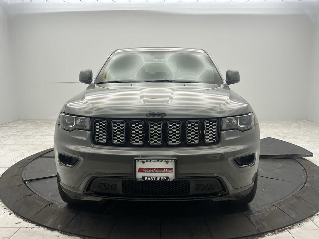 Used 2021 Jeep Grand Cherokee Laredo X 4x4