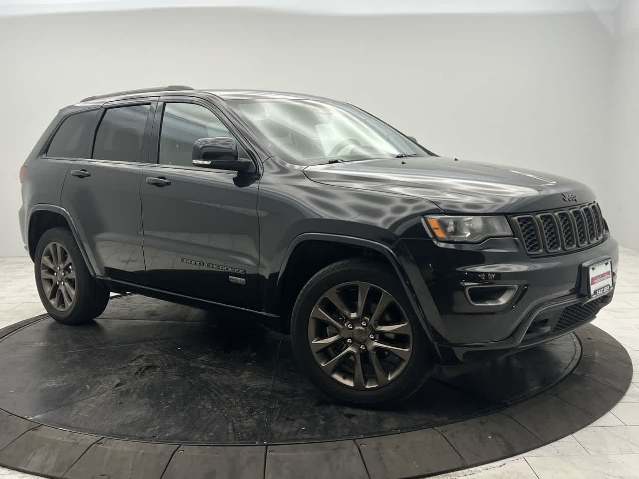 2016 Jeep Grand Cherokee Limited's photo