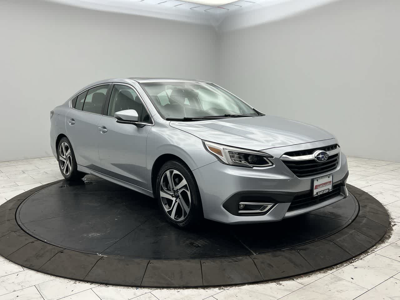 2022 Subaru Legacy Limited photo 2