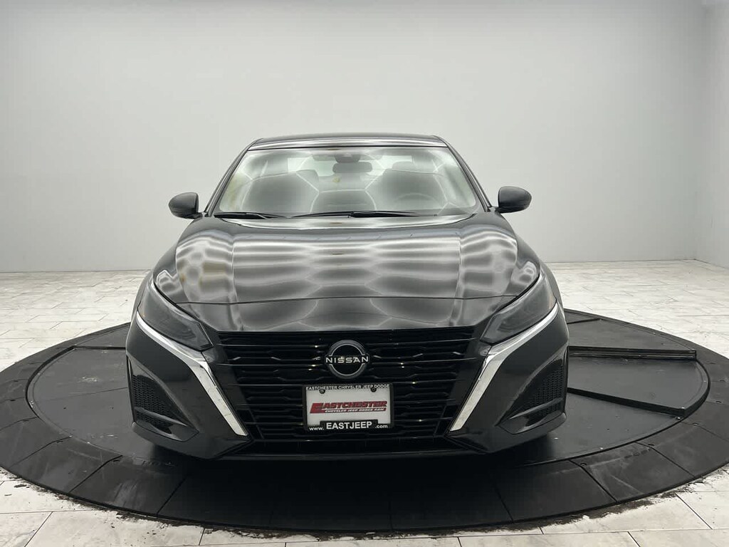 Used 2025 Nissan Altima SV FWD