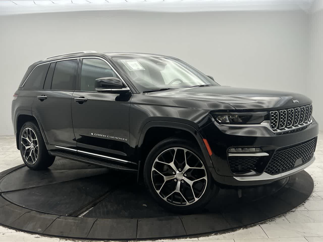 2022 Jeep Grand Cherokee Summit Reserve 4x4's photo