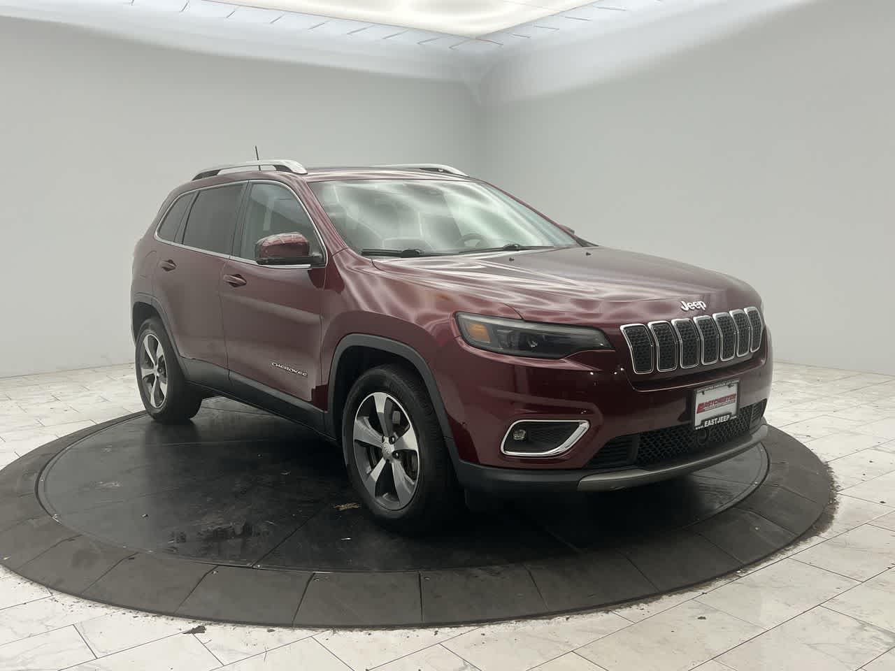 Used 2019 Jeep Cherokee Limited with VIN 1C4PJMDX7KD228101 for sale in Bronx, NY