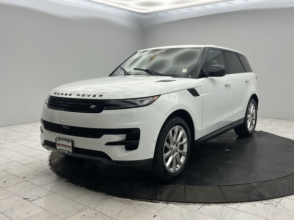 Used 2025 Land Rover Range Rover Sport SE P360