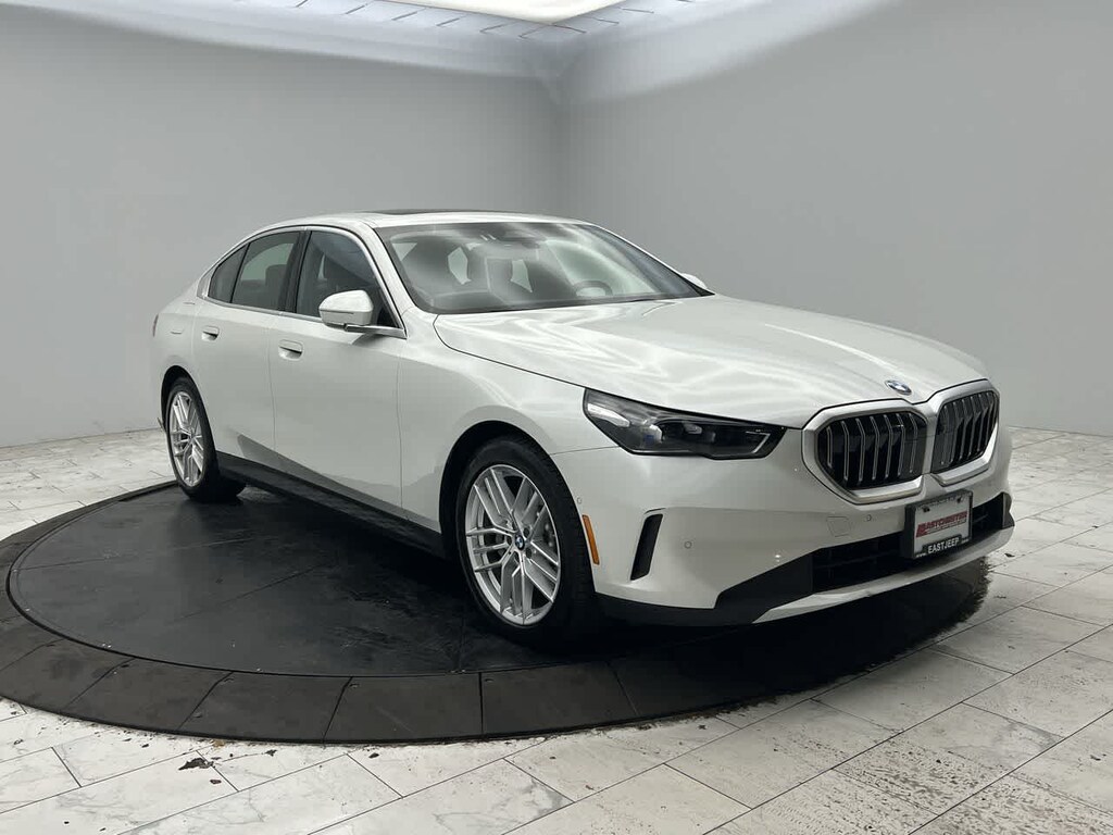 Used 2025 BMW 5 Series 530i xDrive Sedan