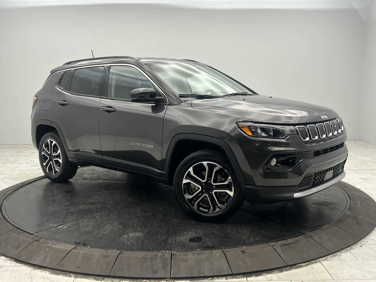 2022 Jeep Compass Limited 4X4's photo
