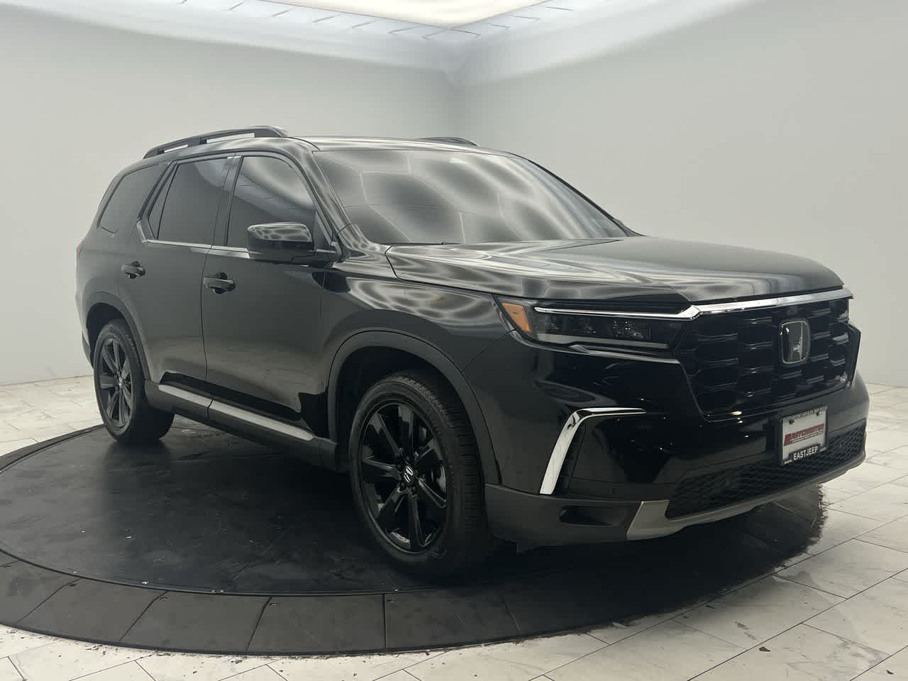 2024 Honda Pilot Elite photo 2