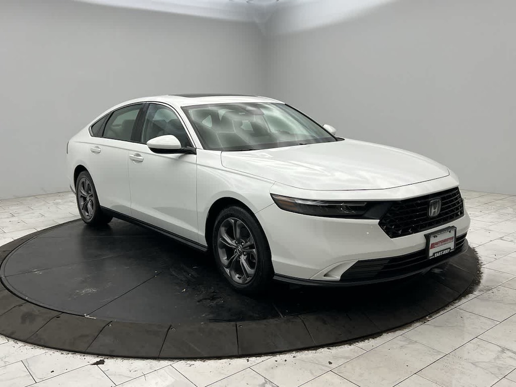 Used 2024 Honda Accord EX CVT