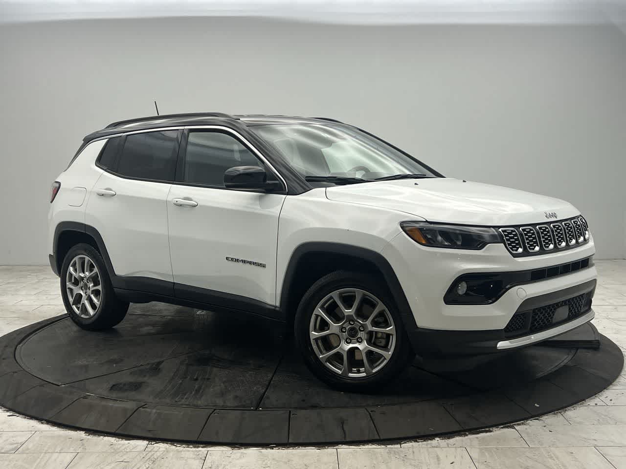 2025 Jeep Compass Limited 4X4's photo