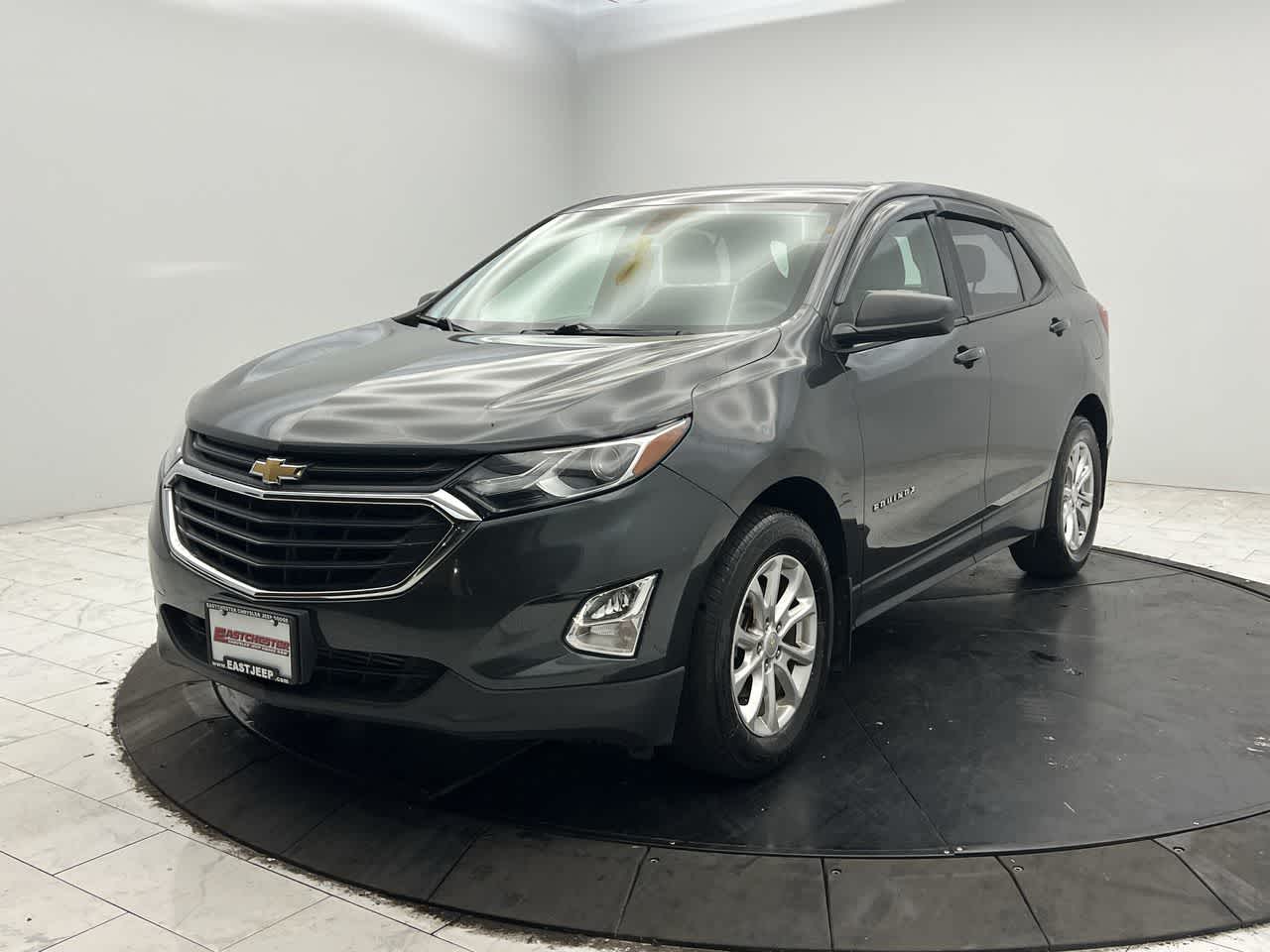 2018 Chevrolet Equinox LS photo 4