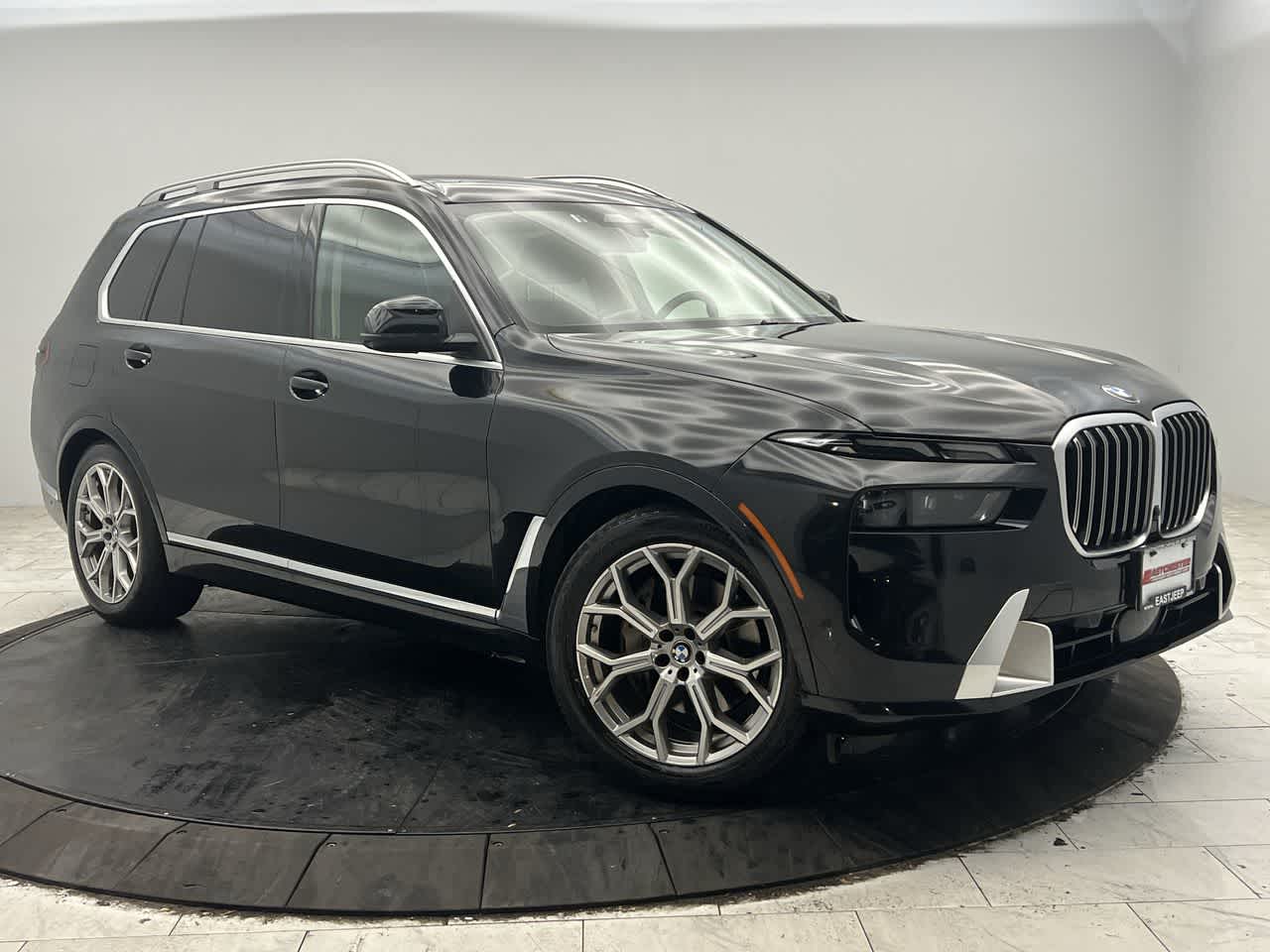 2025 BMW X7 40i's photo