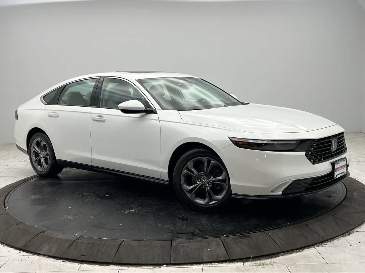 2024 Honda Accord EX's photo