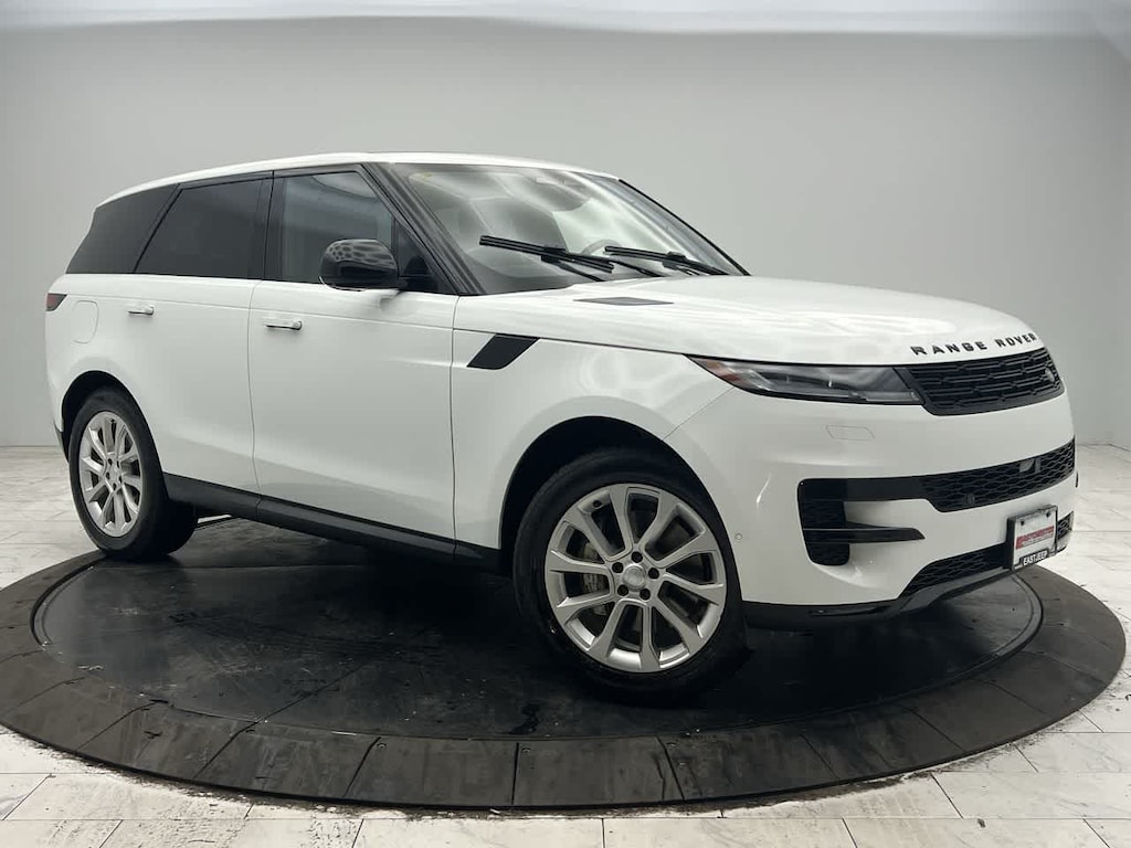 Used 2025 Land Rover Range Rover Sport SE P360