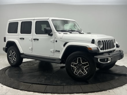 2025 Jeep Wrangler Sahara 4x4