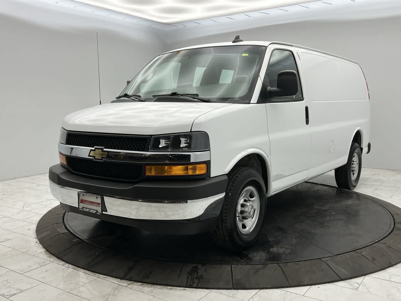 2022 Chevrolet Express Cargo 2500 photo 4