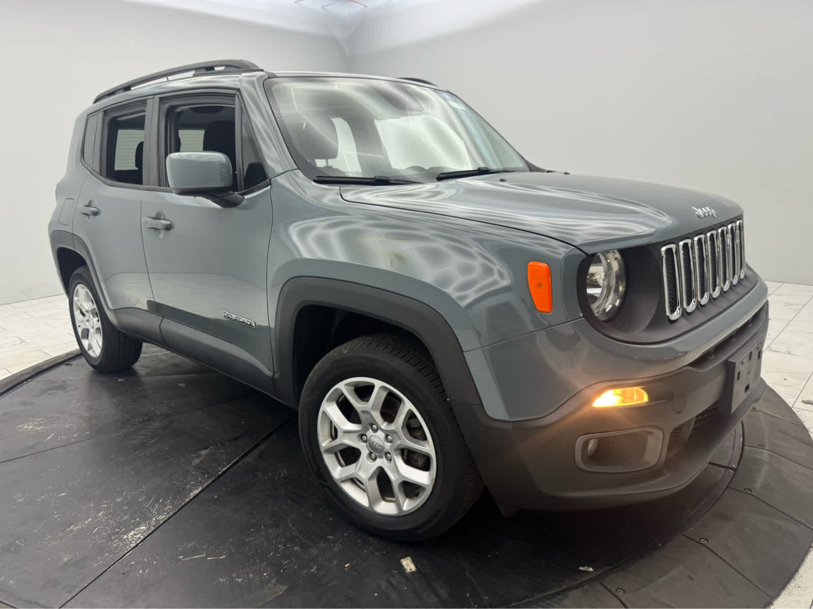 Used 2017 Jeep Renegade Latitude with VIN ZACCJBBB4HPF59450 for sale in Bronx, NY