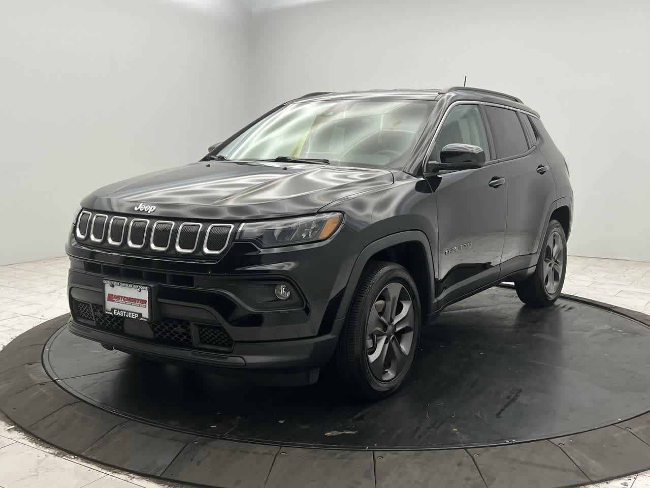 2022 Jeep Compass Latitude Lux photo 4