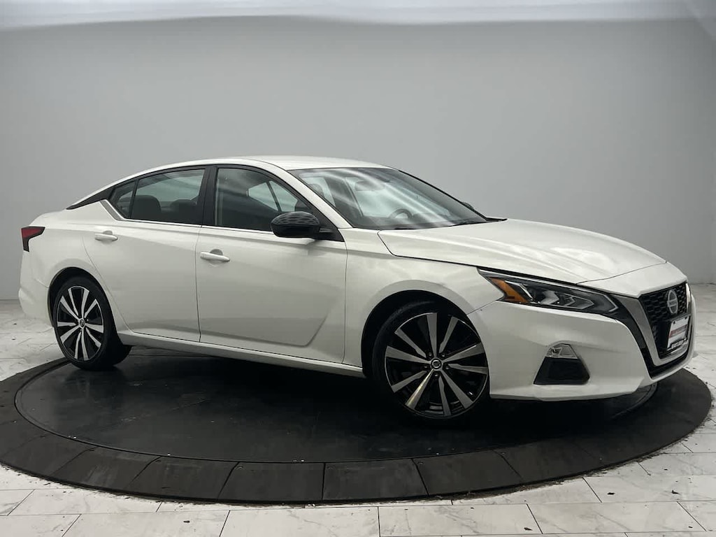 Used 2021 Nissan Altima 2.5 SR Sedan