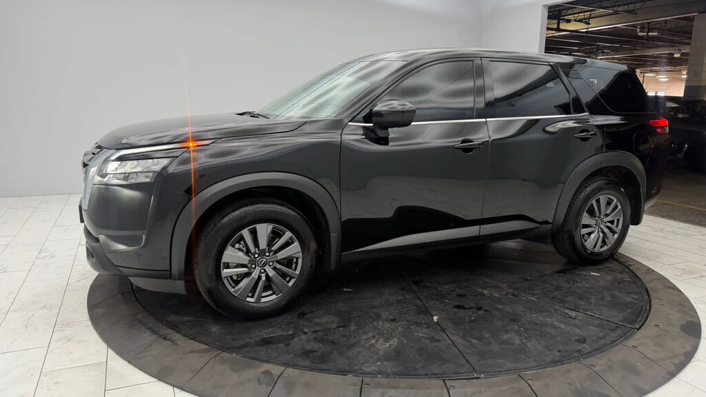 Used 2025 Nissan Pathfinder S 4WD