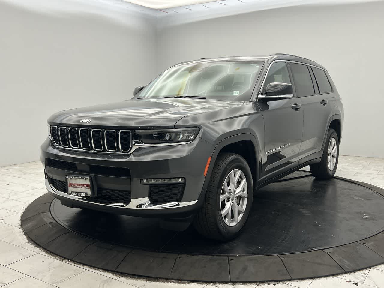 2022 Jeep Grand Cherokee Limited photo 3