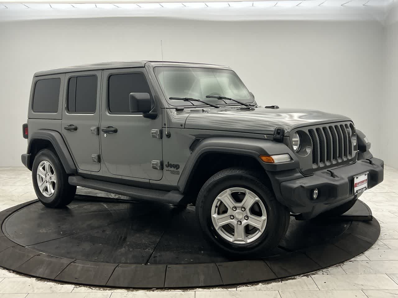 2021 Jeep Wrangler Sport S's photo