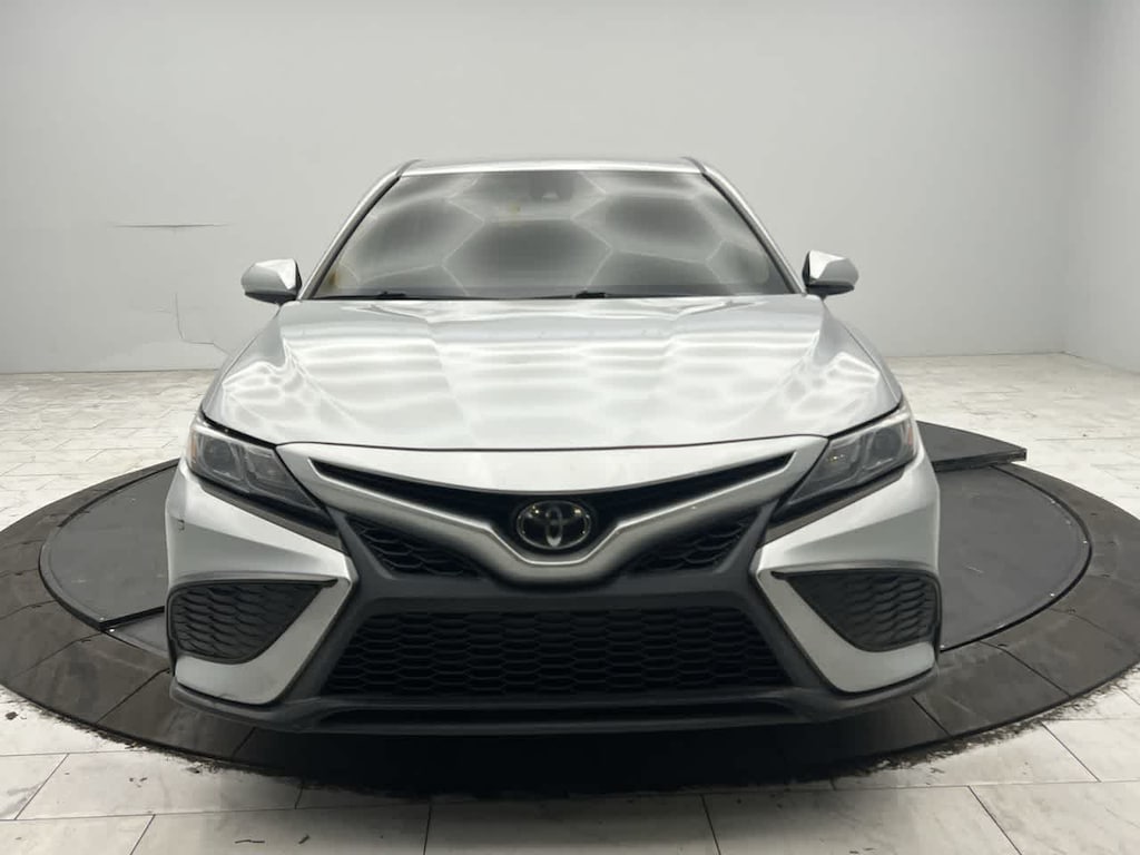 Used 2021 Toyota Camry SE Auto (GS)