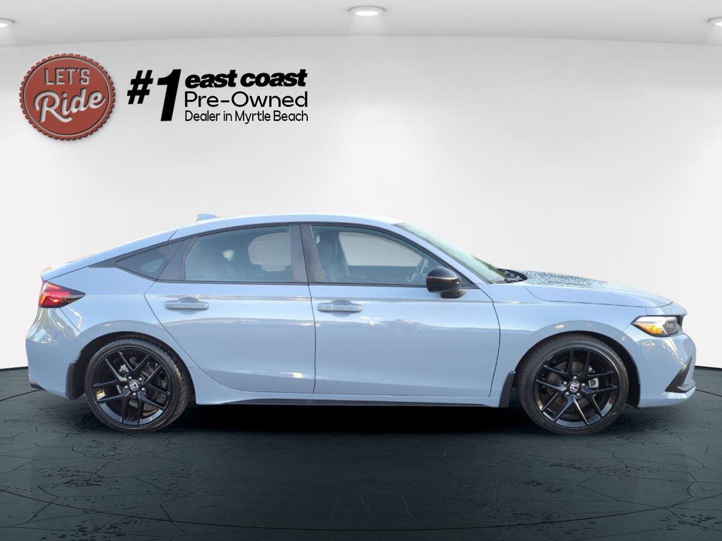 2023 Honda Civic Sport Hatchback photo 4