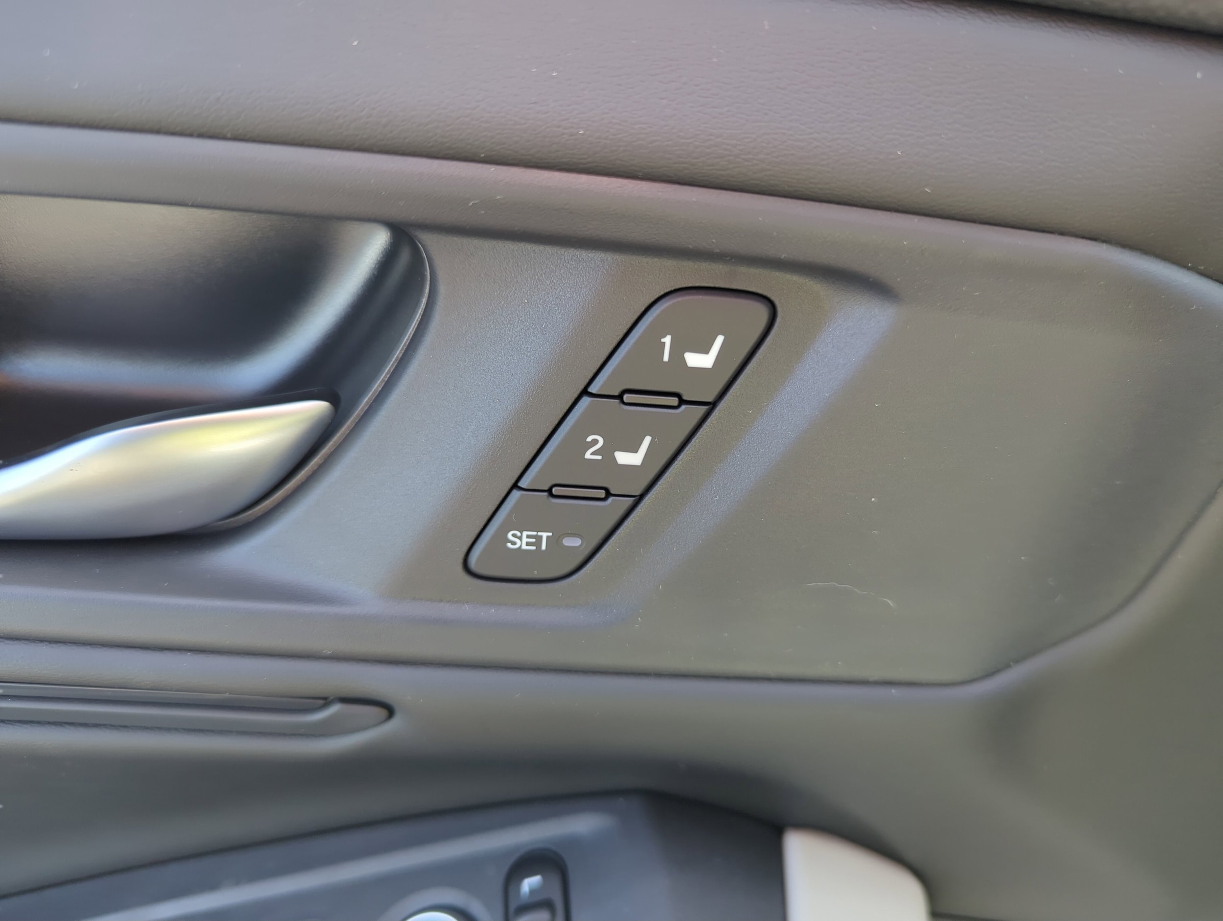 2026 Honda Accord Hybrid EX-L - Photo 18