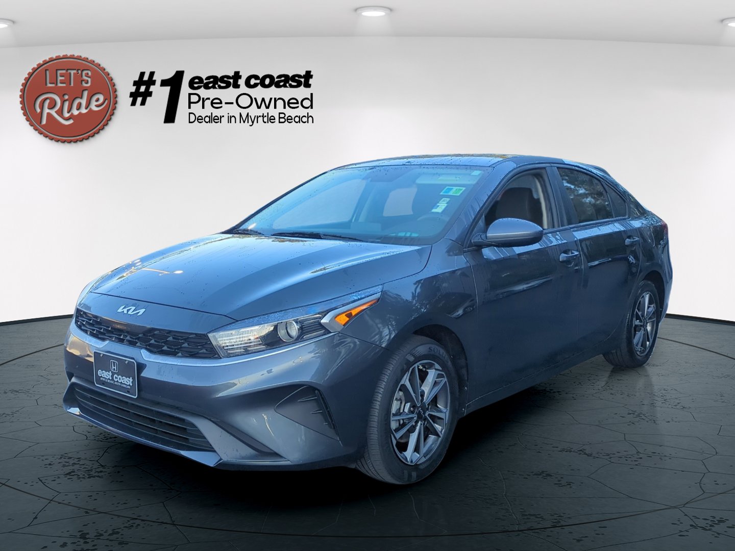 2023 Kia Forte LXS AT's photo
