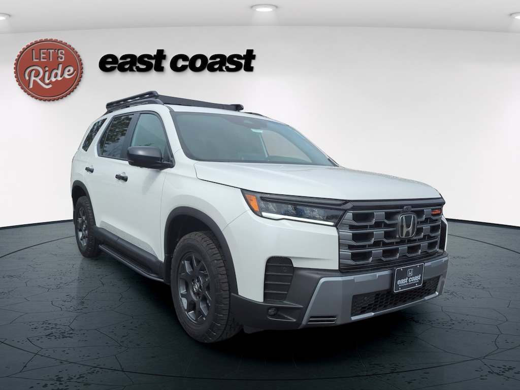New 2026 Honda Pilot TrailSport SUV
