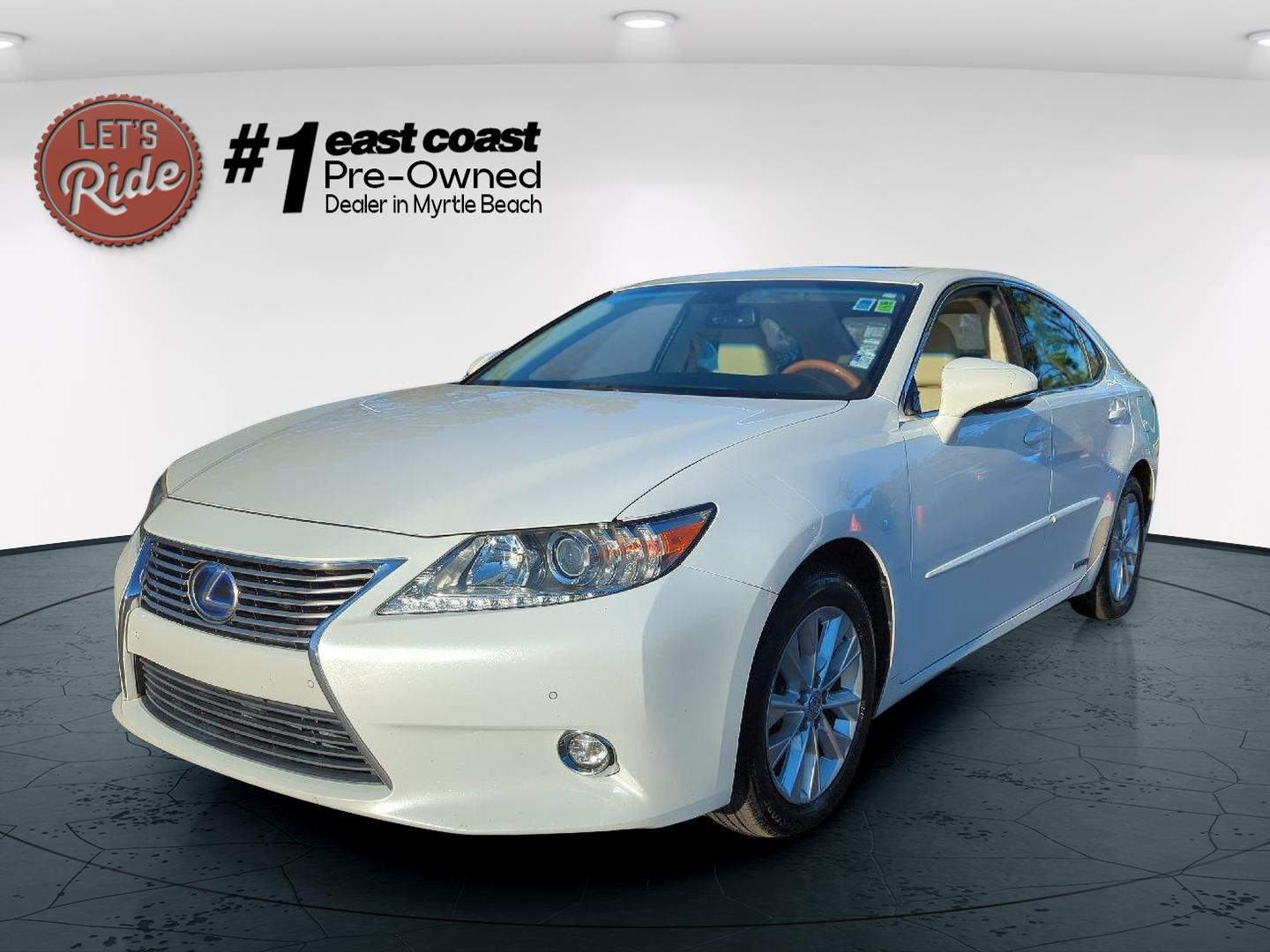 2014 Lexus ES 300h's photo
